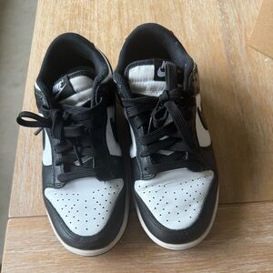 Nike Kids Black dunks and White Sneakers